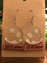 Load image into Gallery viewer, Snow globe Earrings
