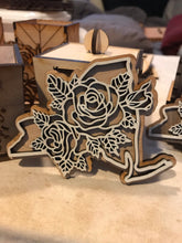 Load image into Gallery viewer, Layered Wood New York State Rose Décor
